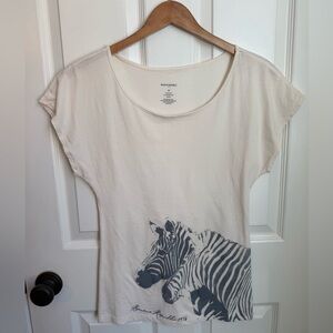 Banana Republic Cream Scoop Neck Top Tee Blue Zebra XS